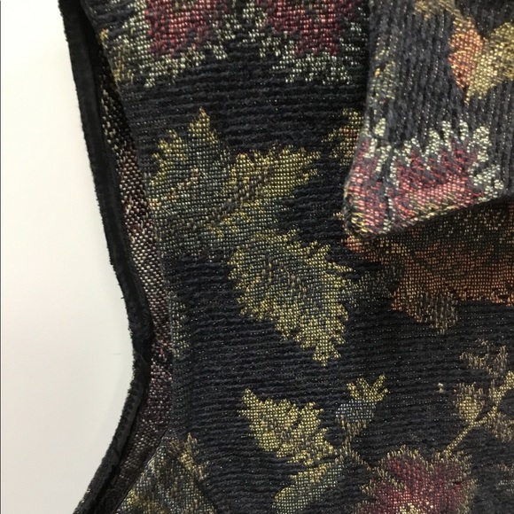 CAbi fall style tapestry vest - Picture 4 of 8